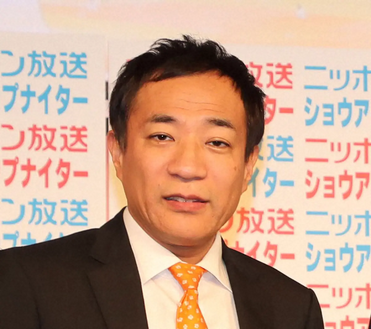 ナイツ塙、休養を発表　所属事務所が報告　25日に夜道で転倒、顔面を骨折する大ケガ